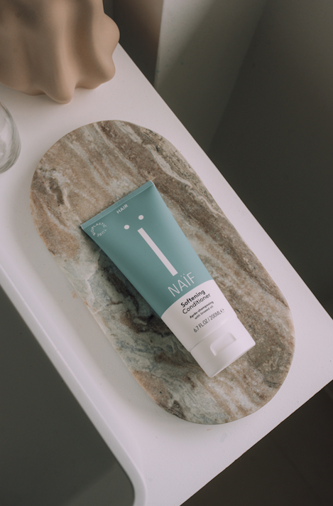 Deze conditioner is ideaal voor de bescherming van kwetsbaar haar, gespleten haarpunten en geverfd haar