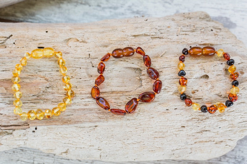 handgemaakte armbanden met kralen en stenen met speciale werking tegen tandpijn