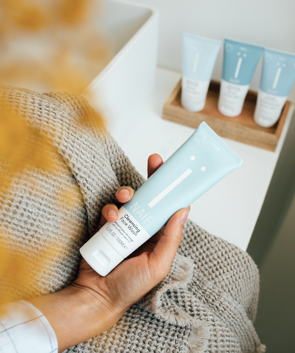 Deze naif grown-ups reinigende face wash is geschikt voor dagelijks gebruik