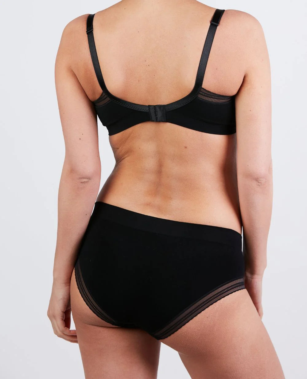 Cache Coeur Milk slip