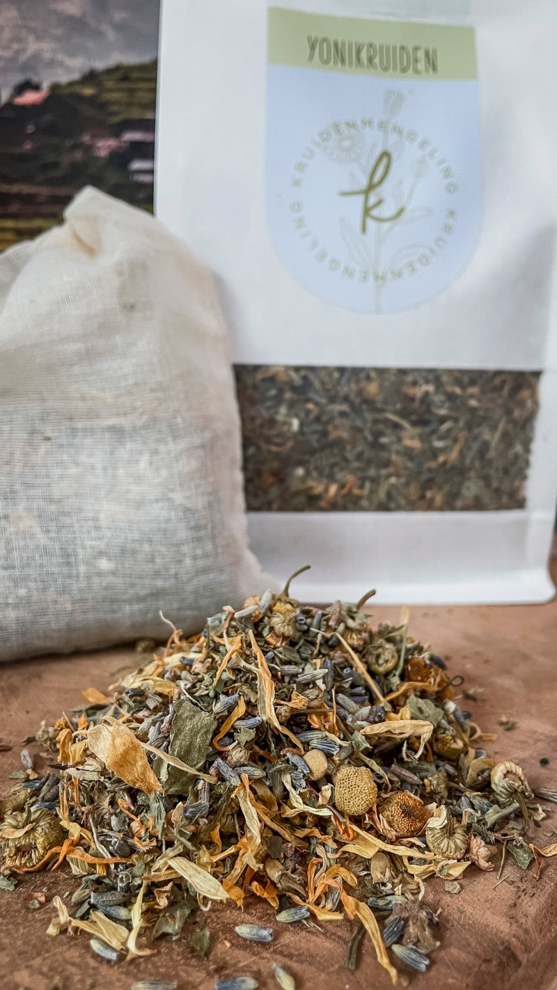 Yoni steamkruiden om te spoelen, bevroren compres en vaginaal stoombad