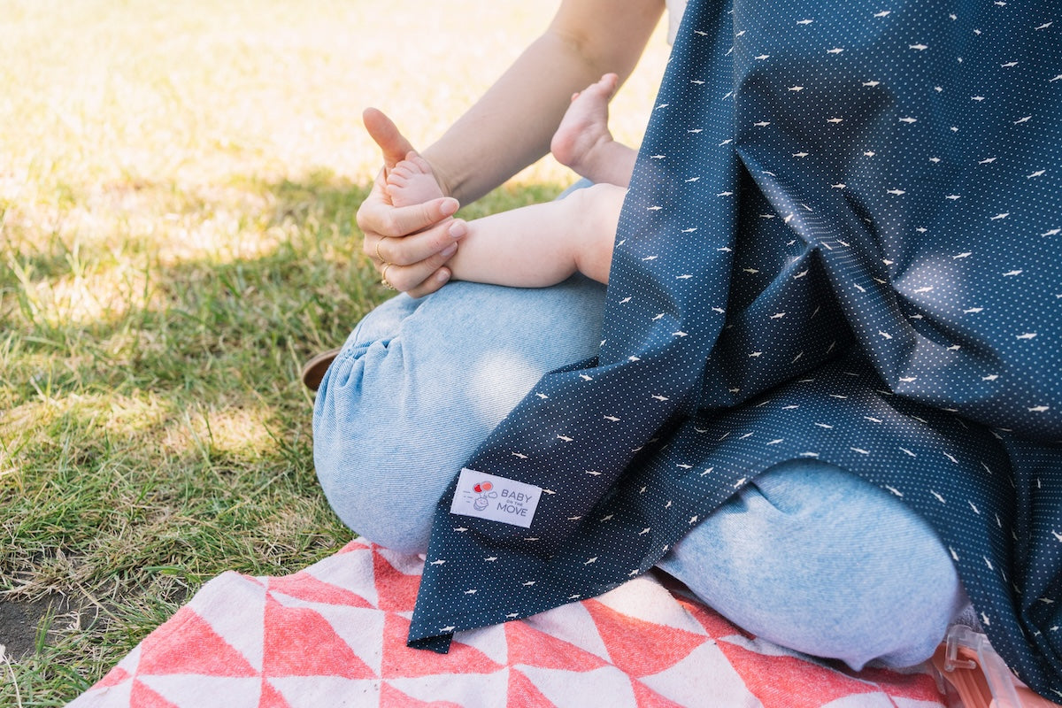 Baby on the Move Nursing Cocoon Borstvoedingsdoek - Deep Blue