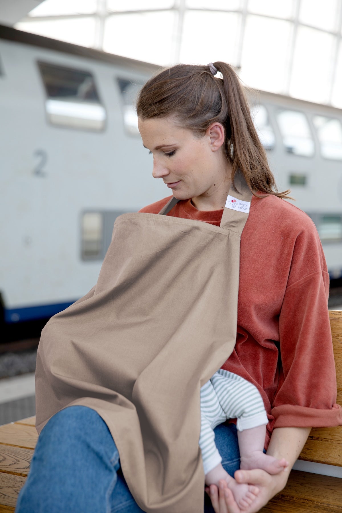 Baby on the Move Nursing Cocoon Borstvoedingsdoek - Epic Natural