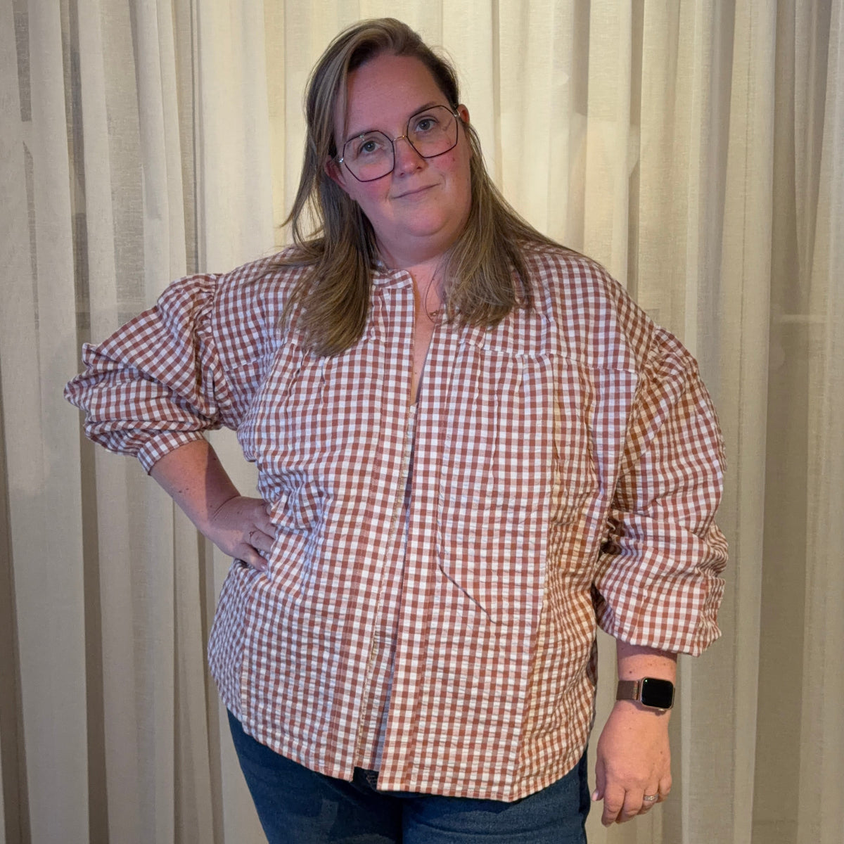 Madeleine et Marie geruite borstvoedingsblouse met lange mouwen - terracotta/wit