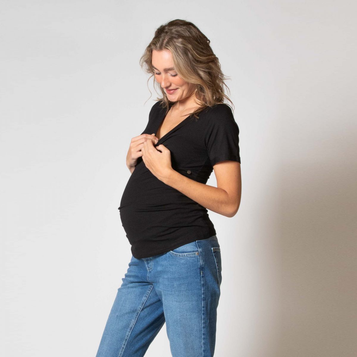 Love2Wait Nursing Shirt EcoVero zwangerschaps- en borstvoedingst-shirt