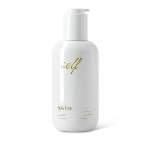 Natural Self Soothing Body Lotion: 200 ml flesje vooraanzicht