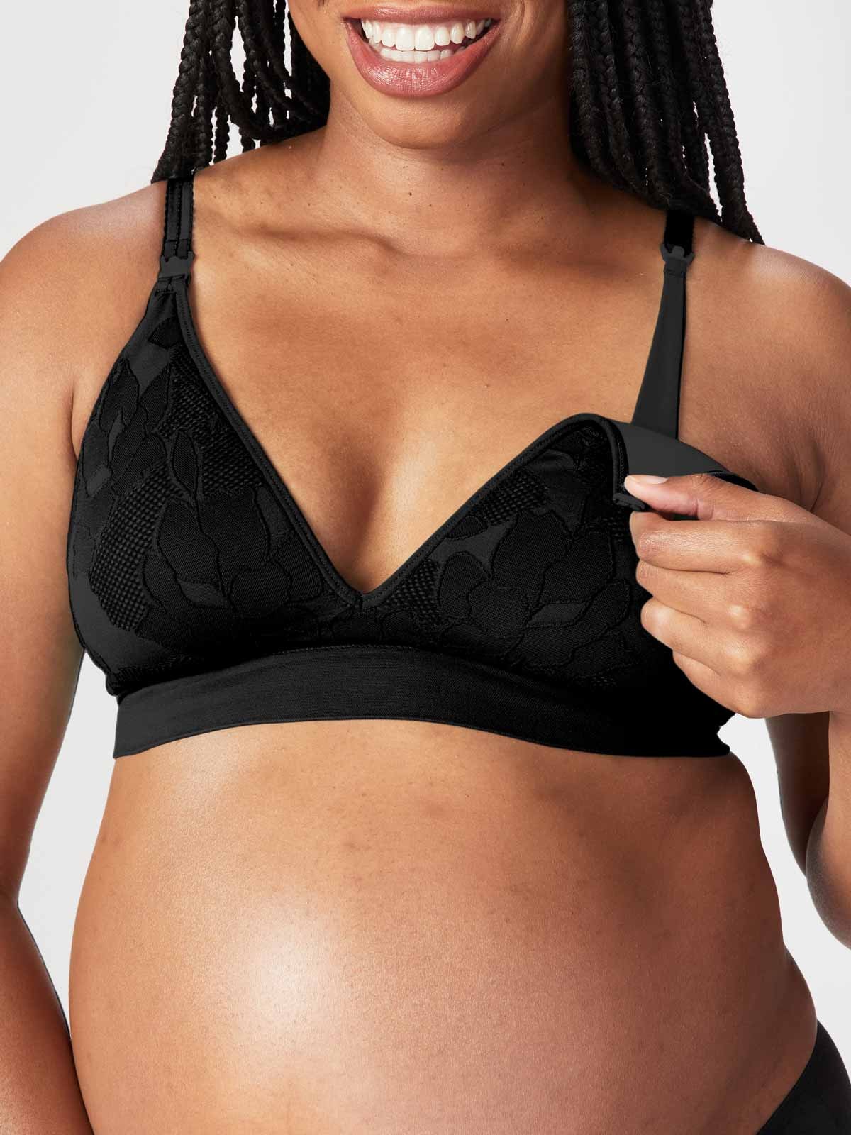 Cake Maternity Freckles borstvoedingsbeha zwart: drop-down cup met voedingsclip geopend