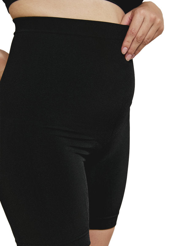 Carriwell Postpartum Shapewear Control Shorts zwart: gedragen, vooraanzicht