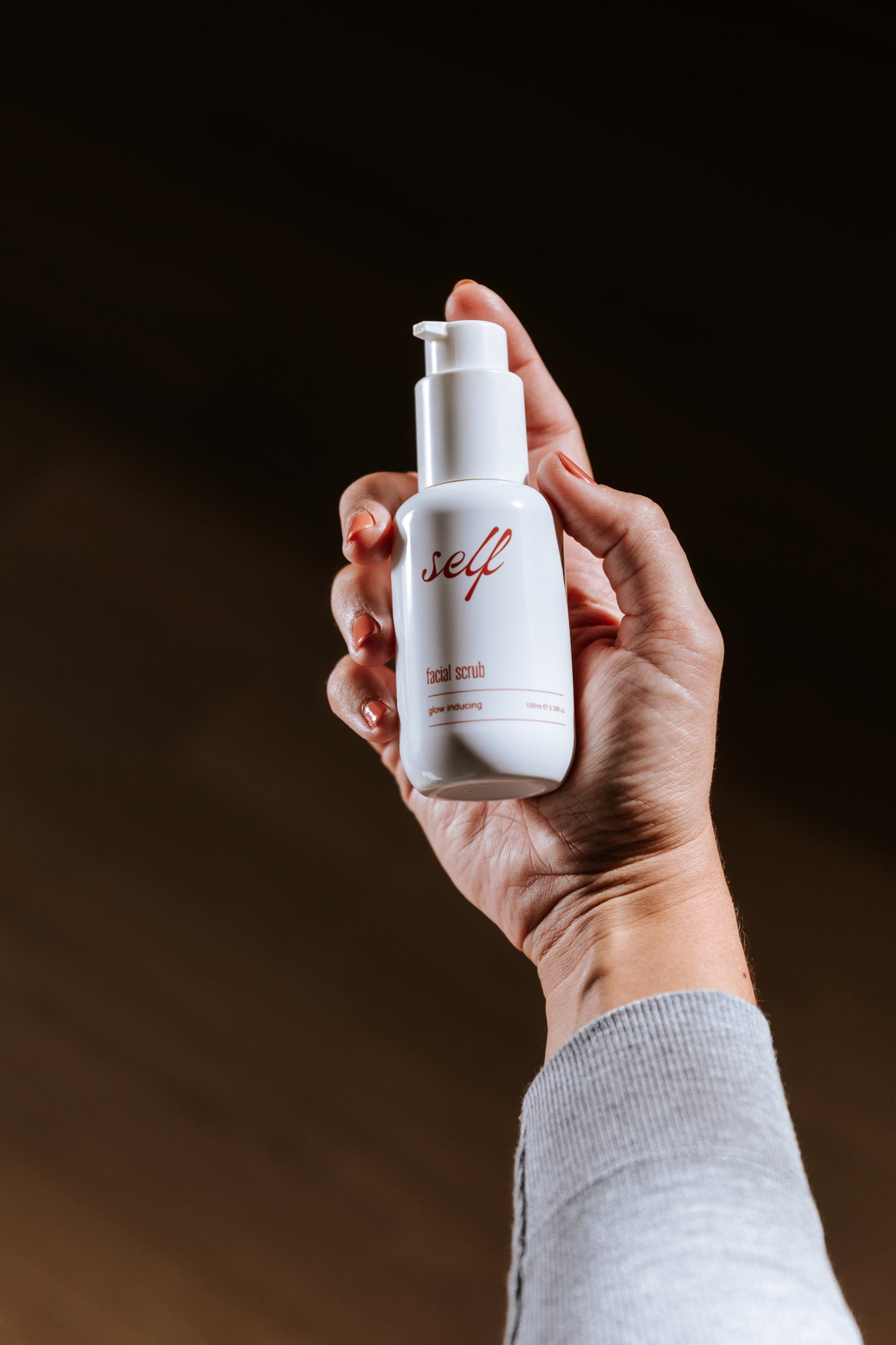 Natural Self Glow Inducing Facial Scrub gezichtsscrub