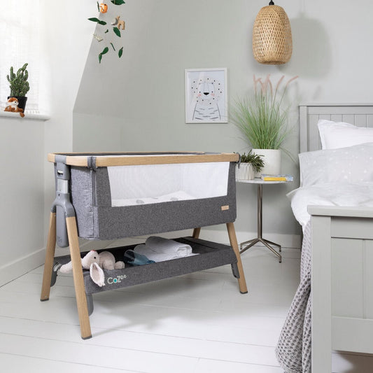 Tutti Bambini CoZee co-sleeper in Oak en Charcoal